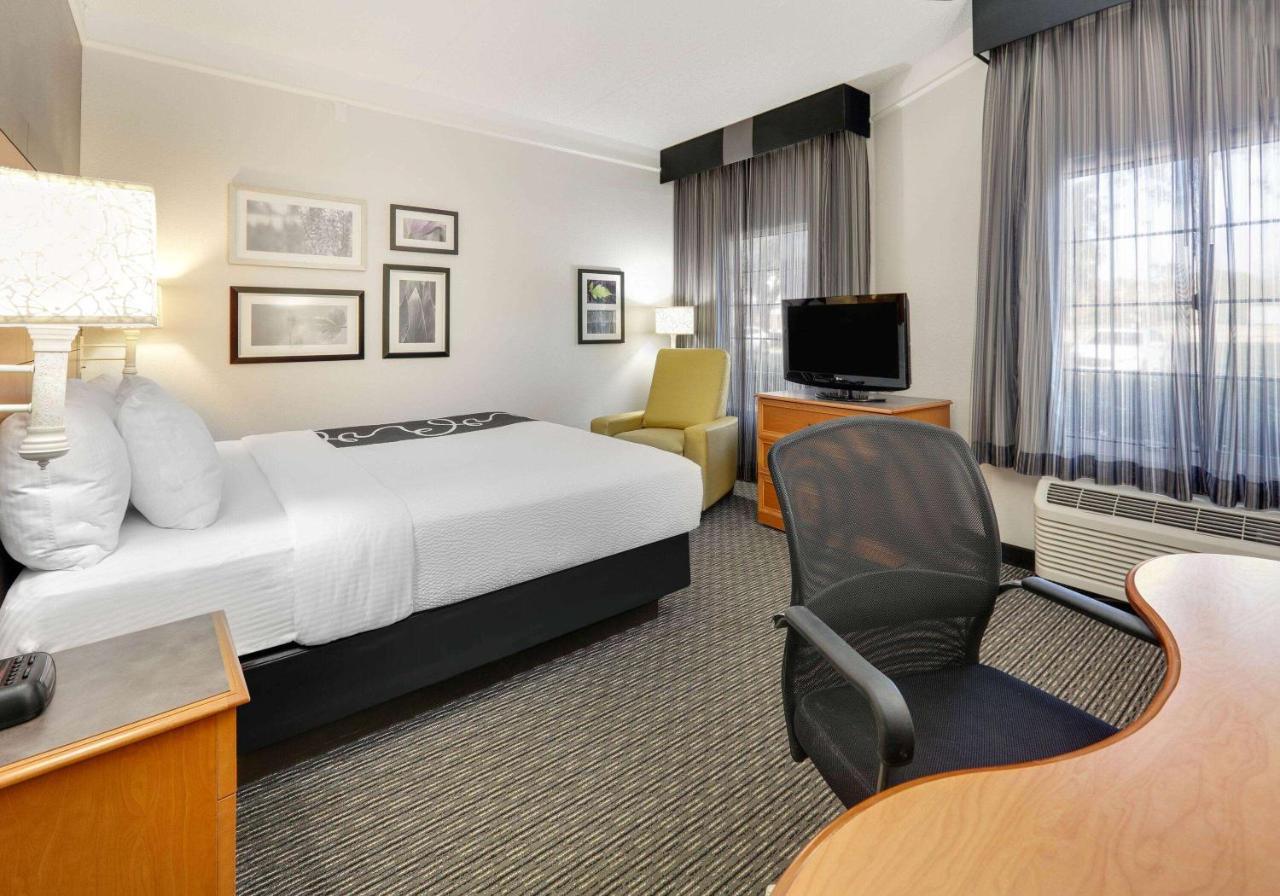 La Quinta By Wyndham Dallas - Addison Galleria Eksteriør billede