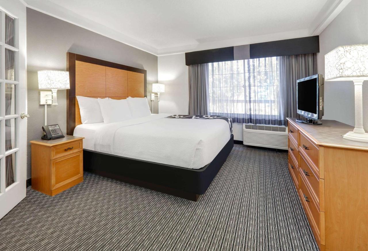 La Quinta By Wyndham Dallas - Addison Galleria Eksteriør billede