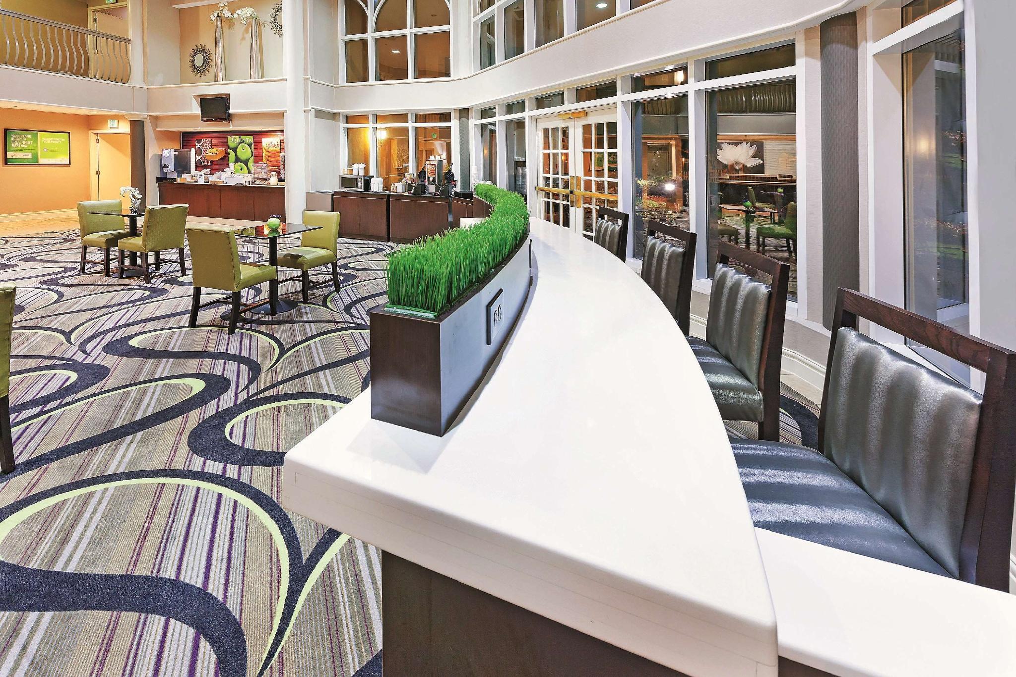 La Quinta By Wyndham Dallas - Addison Galleria Eksteriør billede