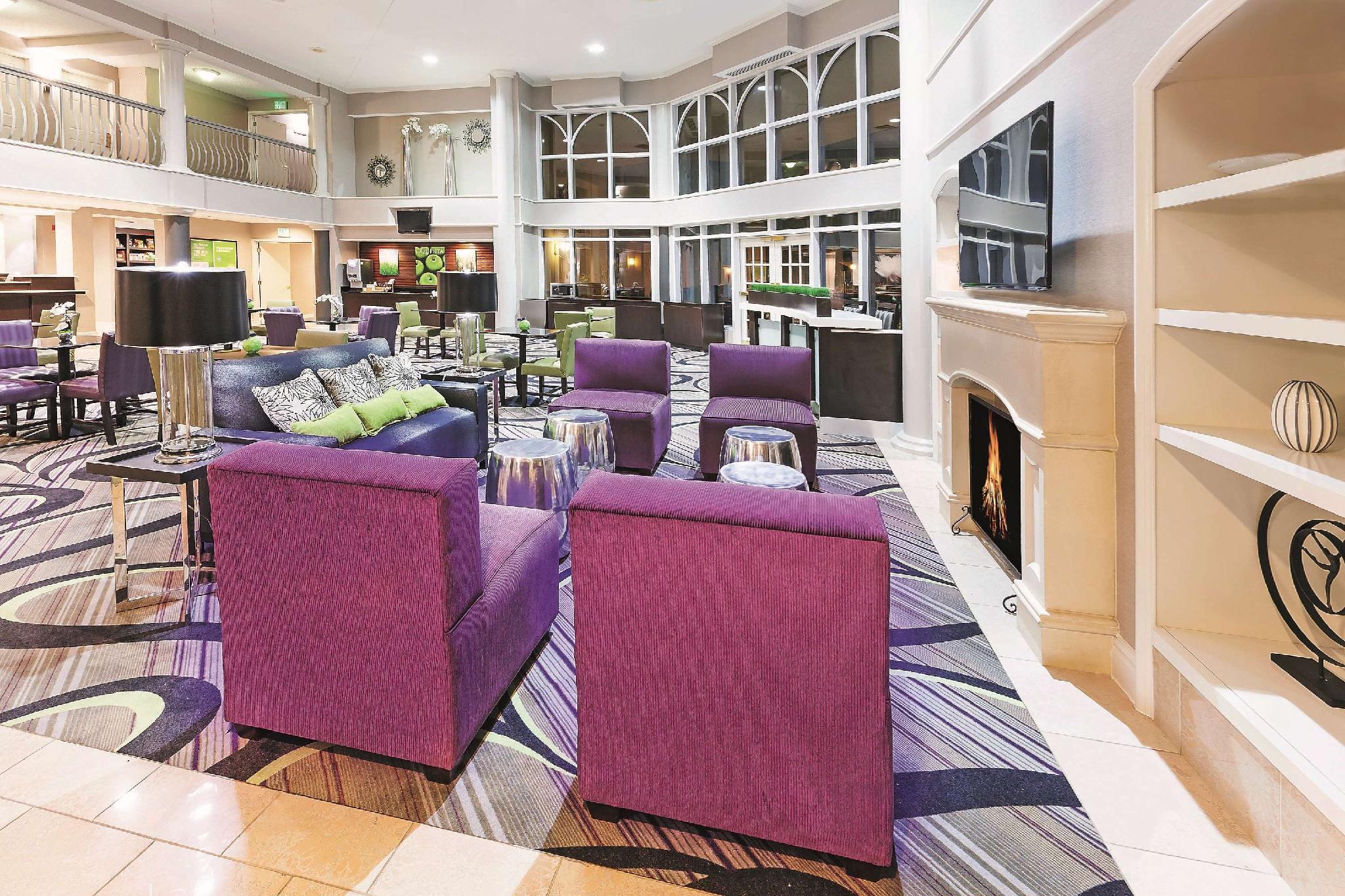 La Quinta By Wyndham Dallas - Addison Galleria Eksteriør billede