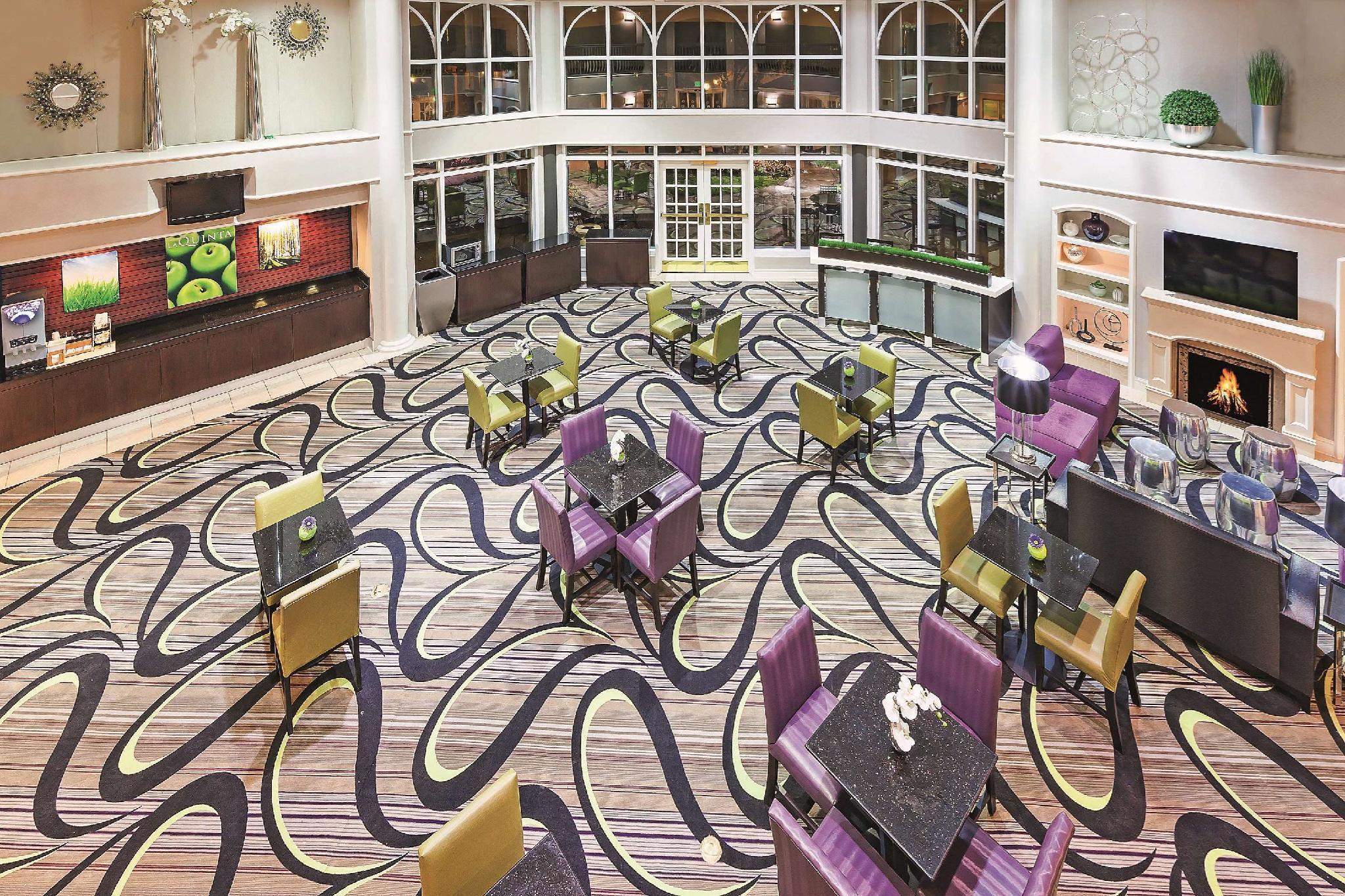 La Quinta By Wyndham Dallas - Addison Galleria Eksteriør billede
