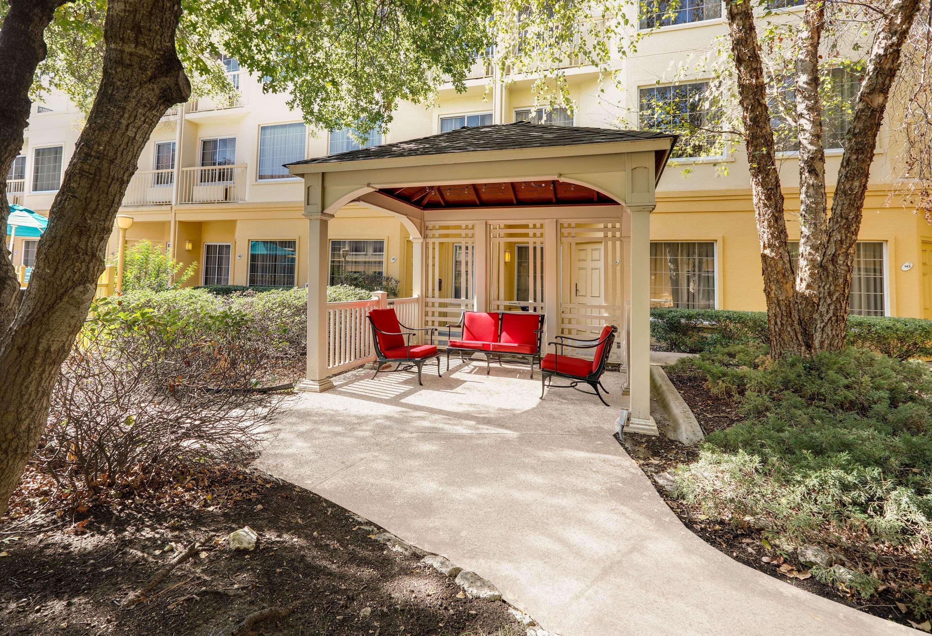 La Quinta By Wyndham Dallas - Addison Galleria Eksteriør billede