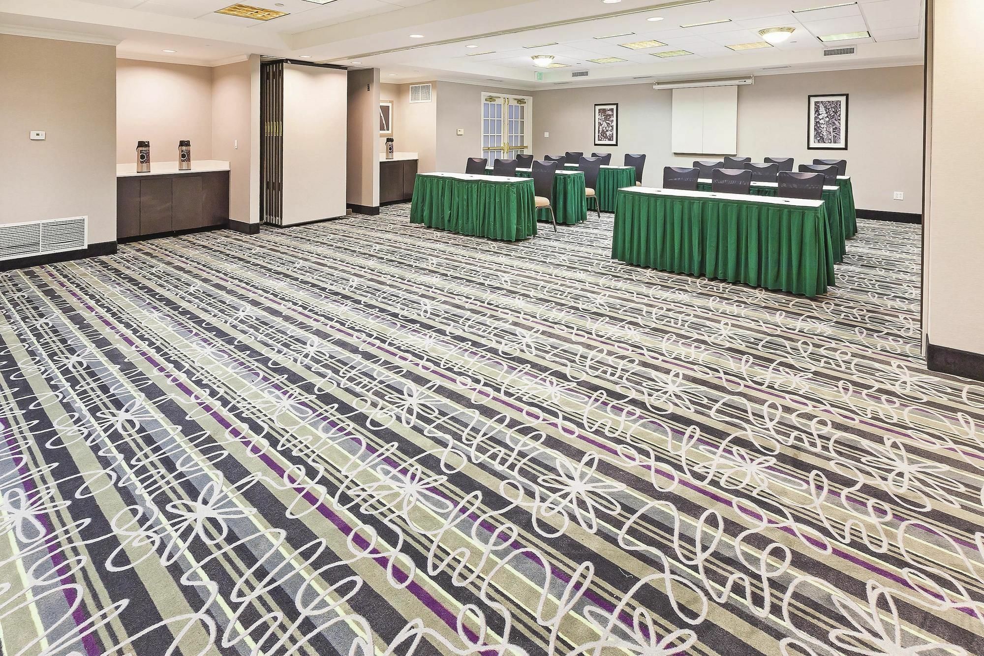La Quinta By Wyndham Dallas - Addison Galleria Eksteriør billede